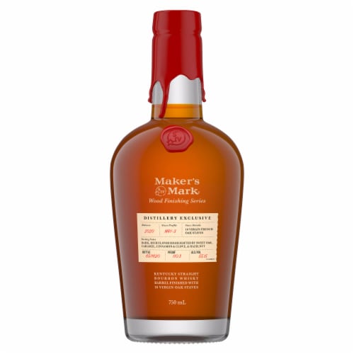 Maker's Mark Wood Finish Series Bourbon Whisky Perspective: front