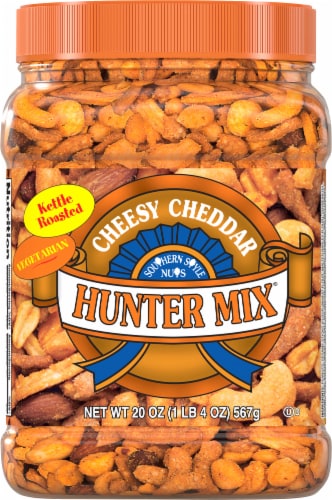 Southern Style Nuts Hunter Mix Cheesy Cheddar Nuts Perspective: front