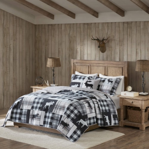 Sweetwater Oversized 4 Piece Quilt Set Black Grey Full Queen 1