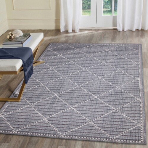 7' X 11' Ivory Or Grey Geometric Diamonds Indoor Outdoor Area Rug 7' X 11' Ivory Or Grey Geometric Diamonds Indoor Outdoor Area Rug