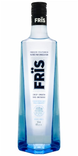 Fris® Crisp Smooth Vodka Perspective: front