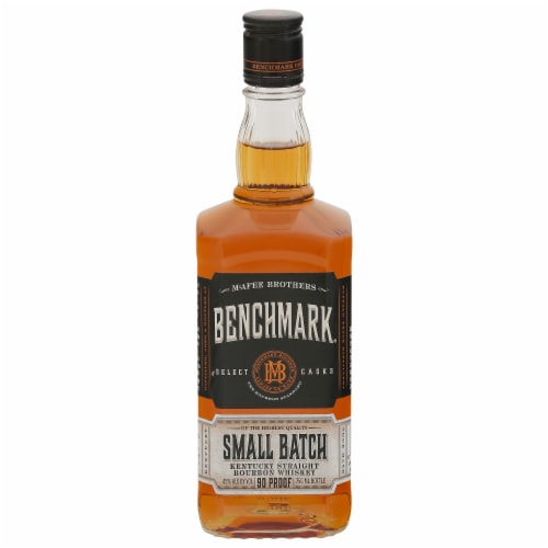 Benchmark® Small Batch Kentucky Straight Bourbon Whiskey Perspective: front