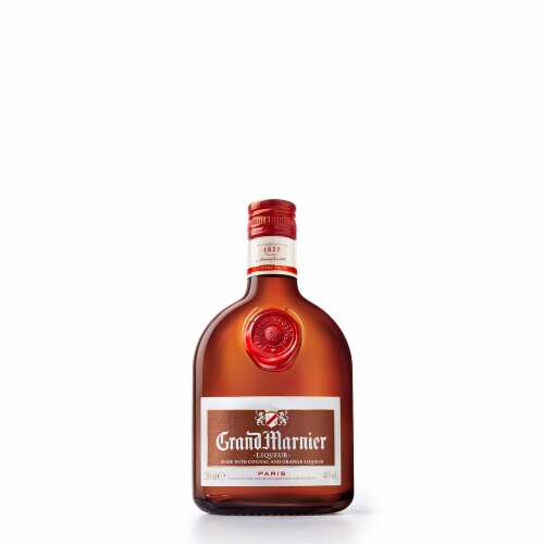Grand Marnier Orange & Cognac Liqueur Perspective: front
