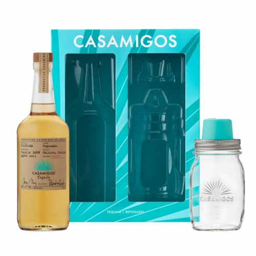 Casamigos Tequila Reposado Perspective: front