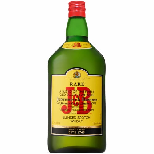 J&B Rare Blended Scotch Whisky Perspective: front