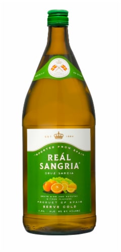 Real Sangria® Cruz Garcia Real White Sangria Perspective: front