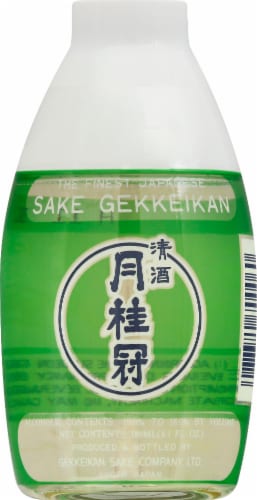 Gekkeikan Cap-Ace Sake Perspective: front