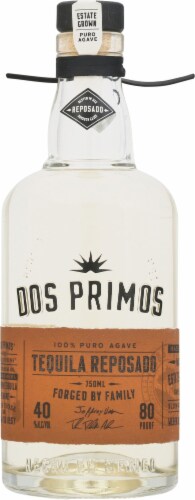Dos Primos Tequila Reposado Perspective: front