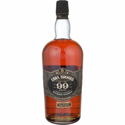 Ezra Brooks Kentucky Straight Bourbon Whiskey Perspective: front