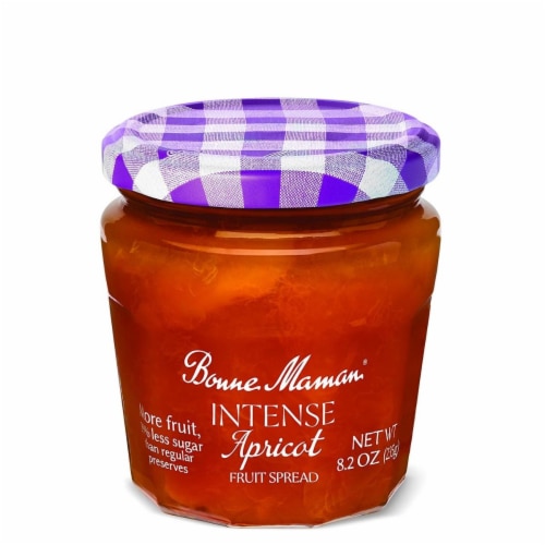 Bonne Maman® Intense Apricot Fruit Spread Perspective: front
