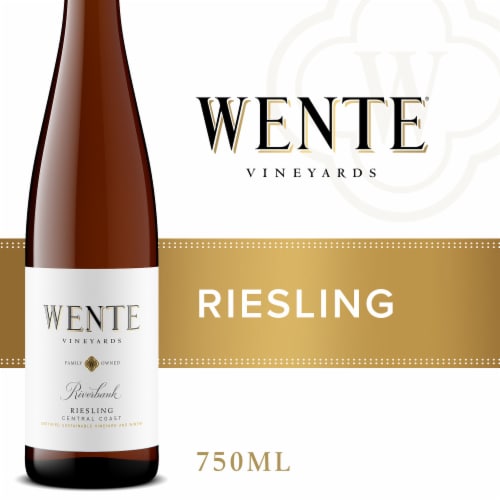 Wente Vineyards Riverbank Riesling California White Wine Perspective: front