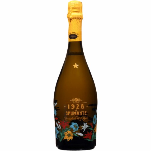 Cavicchioli Italian Sparkling White Wine Perspective: front