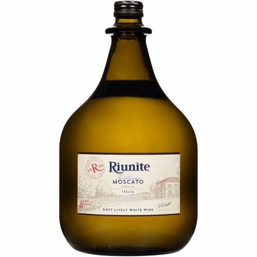 Riunite Moscato Perspective: front