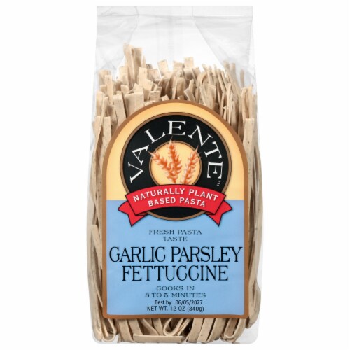Pasta Valente™ Garlic Parsley Fettuccine Pasta Perspective: front