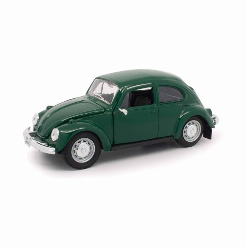 Maisto Special Edition Volkswagen Beetle Green 1:24 Diecast Car Perspective: front