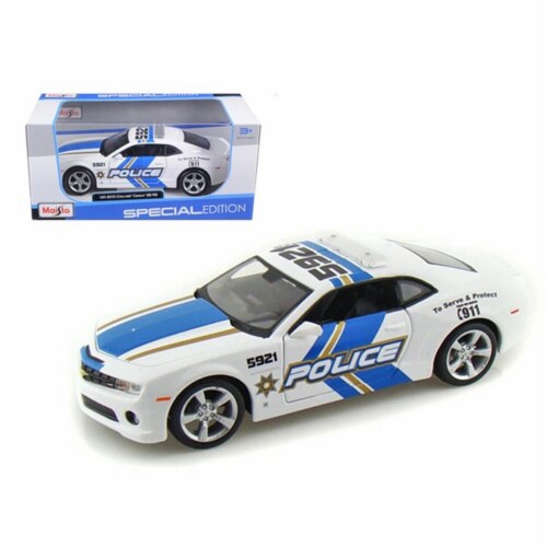 Maisto 31208 2010 Chevrolet Camaro RS SS Police 1-24 Diecast Model Car Perspective: front