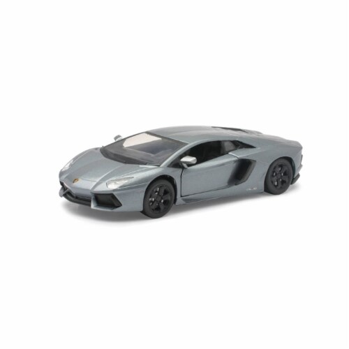 Lamborghini Aventador Lp 700-4 Perspective: front