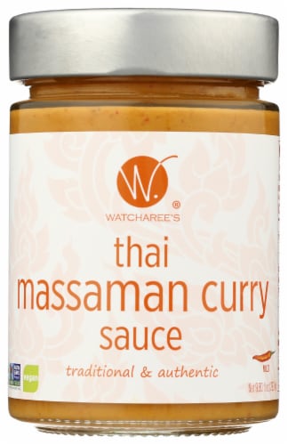 Watcharee's® Vegan Thai Massaman Curry Sauce Perspective: front