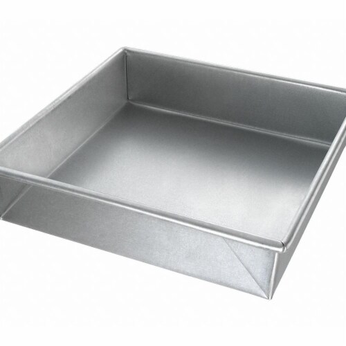 Square Cake Pan by USA Pan - 9x9