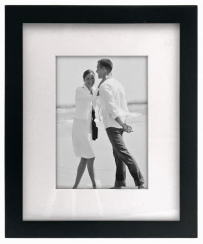 Malden Matted Linear 5 x 7 Picture Frame - Black Perspective: front