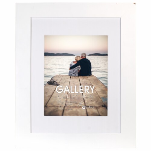 Malden® Gallery Frame - White Perspective: front