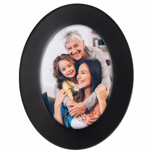 Malden 5 x 7 Inch Black Oval Picture Frame Perspective: front