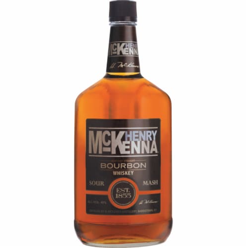 Henry McKenna Sour Mash Kentucky Straight Bourbon Whiskey Perspective: front