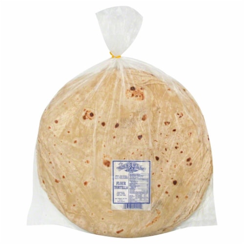 La Estrella Flour Tortillas Perspective: front