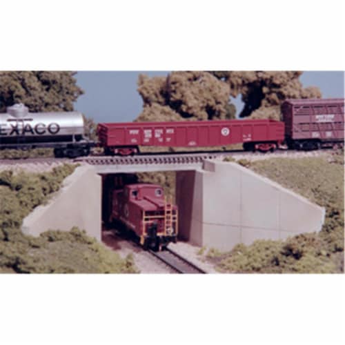 Monroe Models MON9005 N Concrete & Girder Bridge Perspective: front