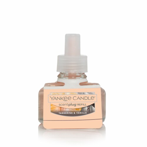 Yankee Candle® Tangerine & Vanilla ScentPlug™ Refill Perspective: front