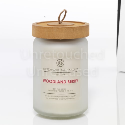 Chesapeake Bay Candle Woodland Berry Soy Wax Blend Jar Candle - White Perspective: front