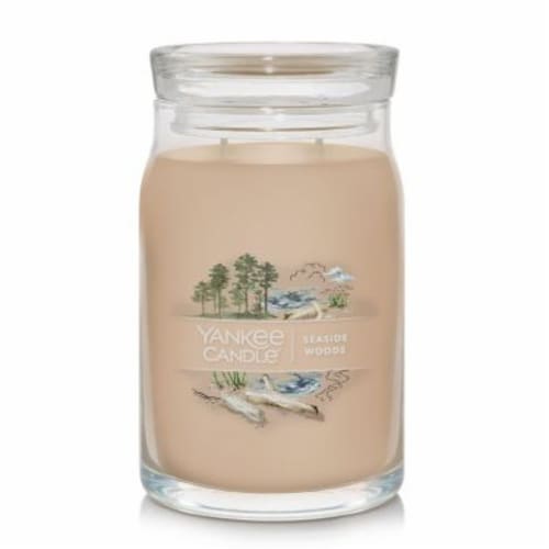 Yankee Candle® Seaside Woods Jar Candle Perspective: front