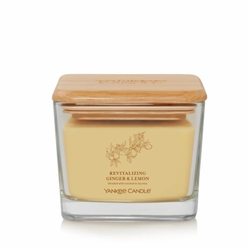 Yankee Candle® Revitalizing Ginger & Lemon Jar Candle Perspective: front