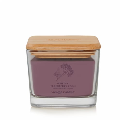 Yankee Candle® Resilient Elderberry & Acai Jar Candle Perspective: front