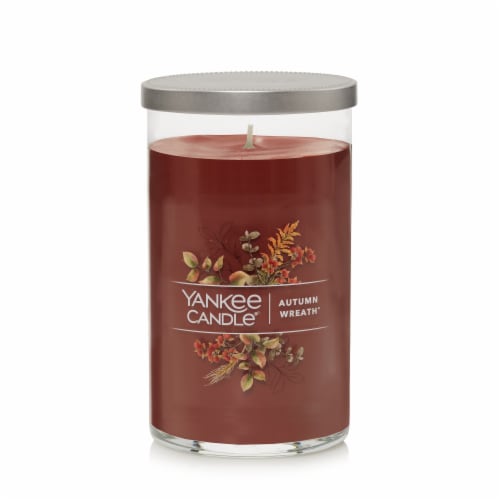 Yankee Candle® Autumn Wreath Perspective: front