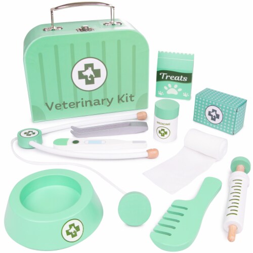 Dr. Pine's Pet Hospital Veterinary Kit Perspective: front