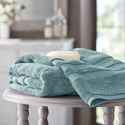 Luxury Hotel Bath Towels