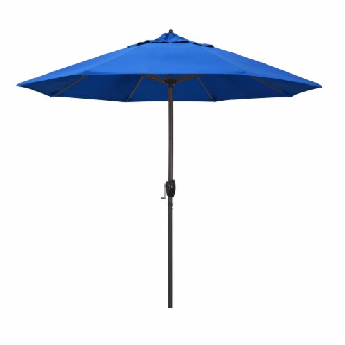 California Umbrella 9 ft. Aluminum Market Auto Tilt Crank Lift