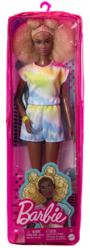 Mattel Barbie 180 Fashionistas Doll Perspective: front