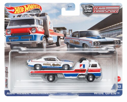 Hot Wheels® Team Transport™ Wide Open with '70 AMC Rebel Machine Perspective: front