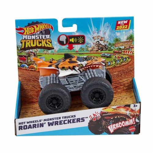 Hot Wheels Monster Trucks Creature 3-Pack, 1:64 Scale Toy Trucks: Shark  Wreak, Piran-Ahh & Mega-Wrex