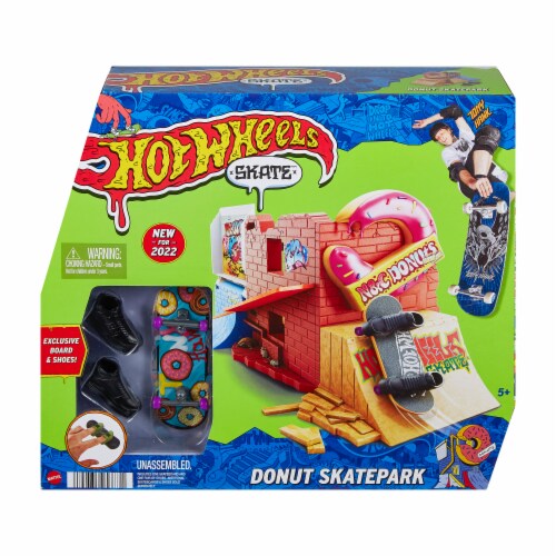 Mattel Hot Wheels Skate™ Donut Skatepark Playset, 1 ct - Kroger