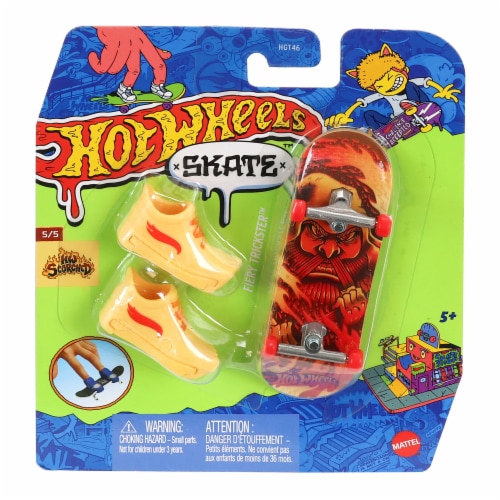 Hot Wheels™ Skate Board & Shoes Perspective: front