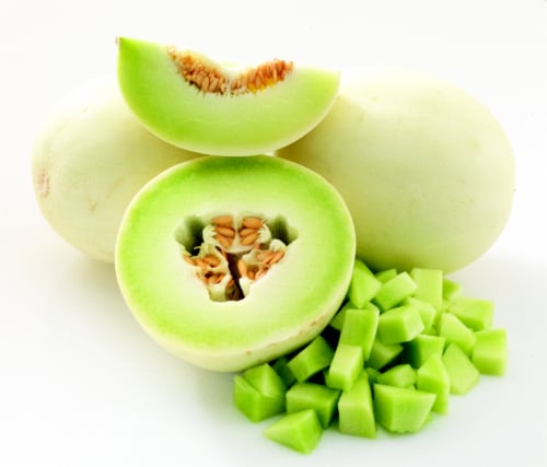 In-Store Cut Honeydew Cubes Medium Cup Perspective: front
