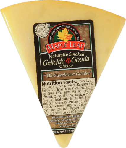 Maple Leaf Geliefde Gouda Cheese Smoked Perspective: front