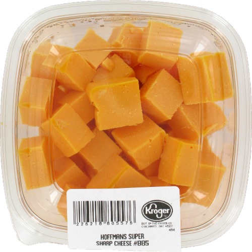 Hoffman's Super Sharp Cheddar Cheese Fresh Sliced Deli Cheese Perspective: front