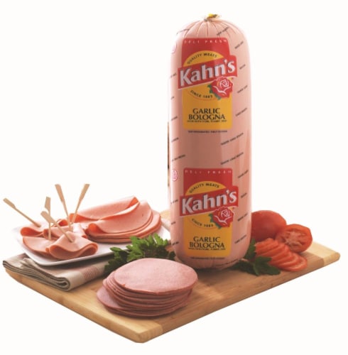 Kahn's Garlic Bologna Fresh Sliced Deli Meat Perspective: front
