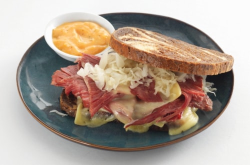 Roundy's Angus Corned Beef Brisket Perspective: front
