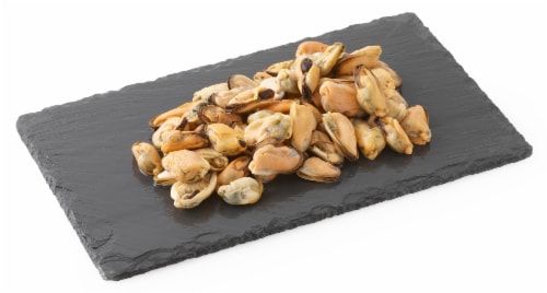 Farm Raised Cooked Mussels Perspective: front