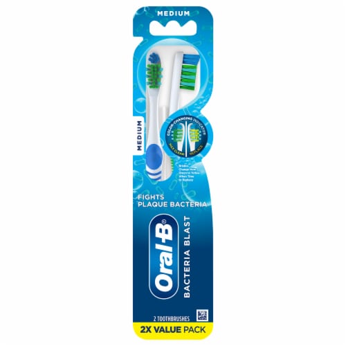 Oral-B® Bacteria Blast Medium Manual Toothbrushes Perspective: front